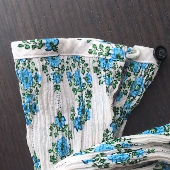 Club Monaco dainty leaf Paisley silk blend long sleeve v neck blouse siz… - Picture 9 of 11